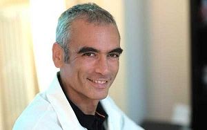 Dr. Cédric Kron