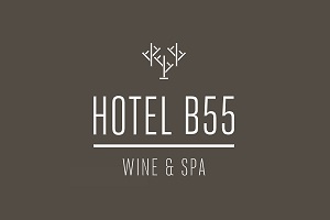 L’un des meilleurs hôtels avec piscine chauffée à Paris est Hôtel B55 Paris, logo